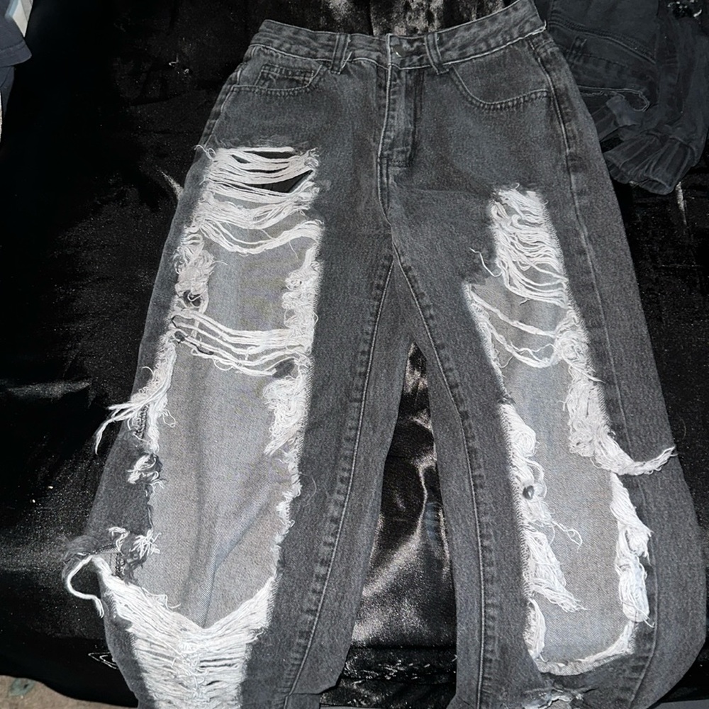 Black ripped jeans